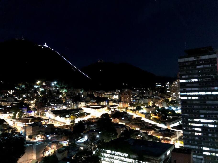 Appartamento Acogedor Loft En Centro Internacional De Bogotá Esterno foto